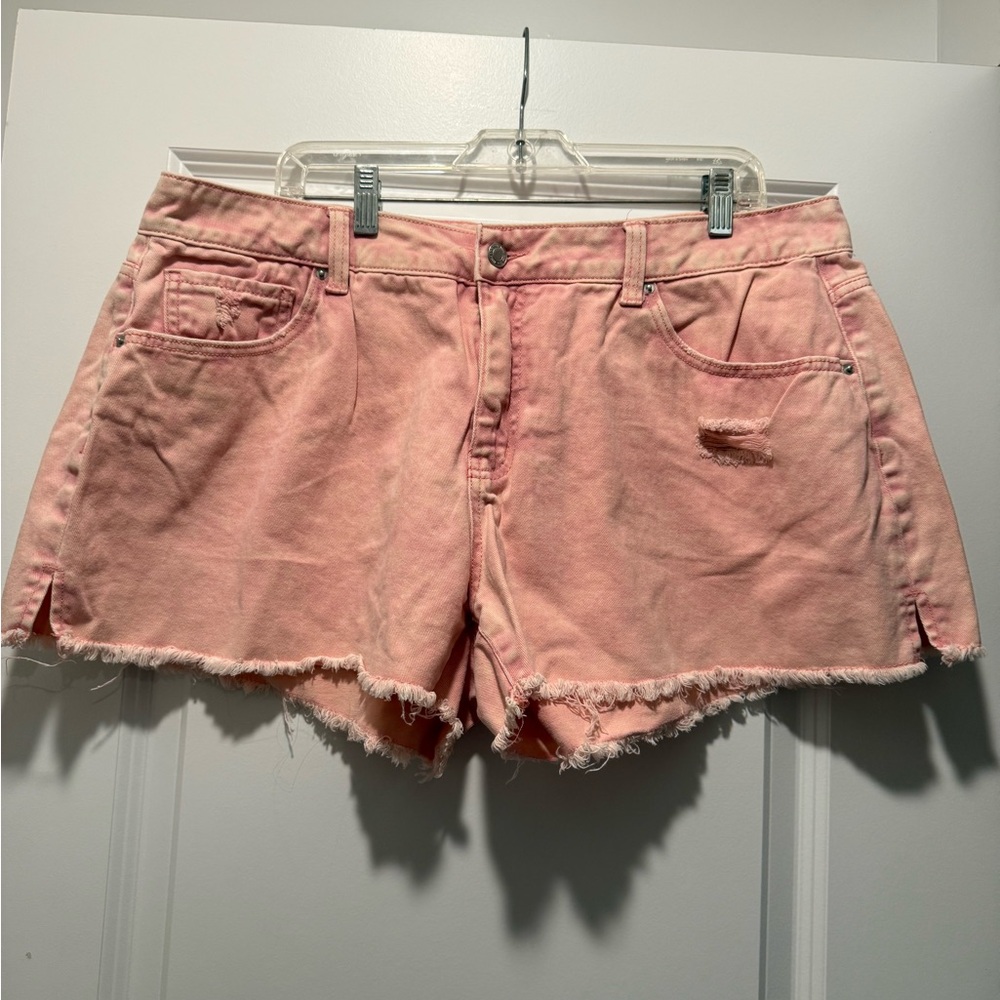 Pink acid washed Frayed Hem Women's Denim Shorts size 16 hi-rise